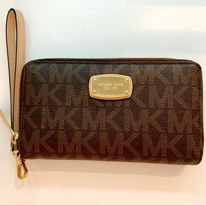 BROWN MICHAEL KORS LARGE WALLET